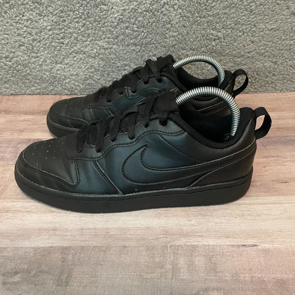 Nike Court Borough Low 2 GS size 6.5Y BQ5448 001 Black Shoes Sneakers Ships ASAP - Picture 3 of 8